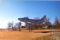 North American F-86 Sabre expos� � Veterans of Foreign Wars de Winnemucca,NV